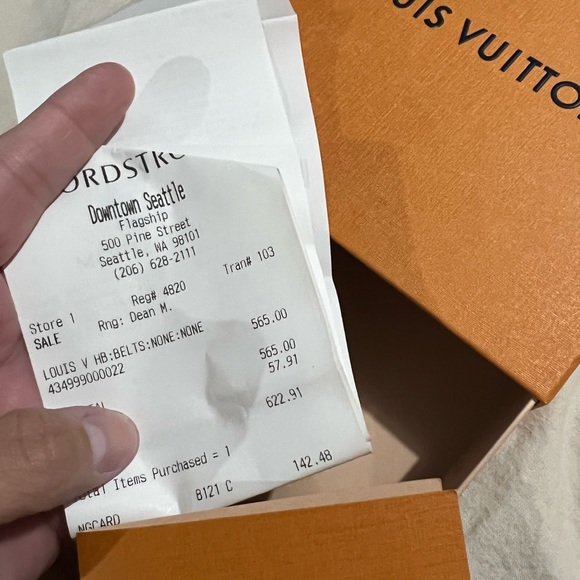 Louis Vuitton Belt - Picture 2 of 3